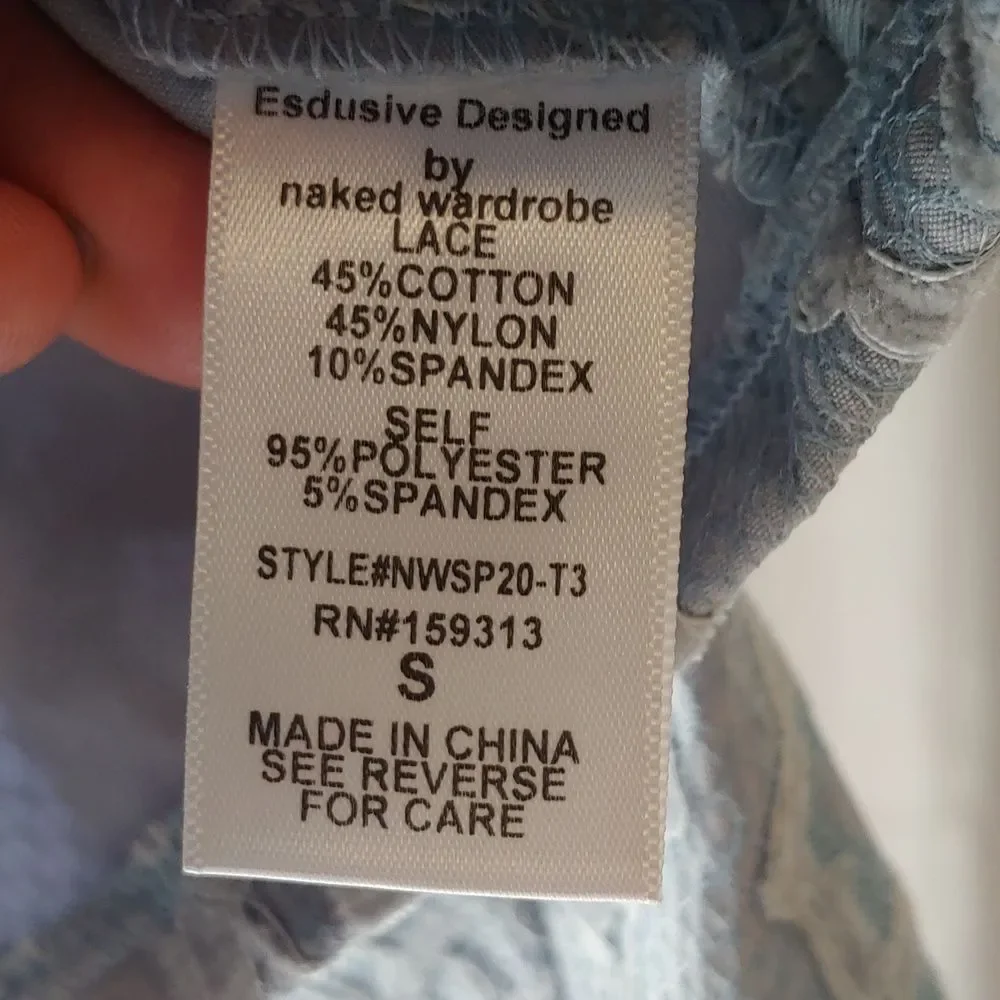 Naked Wardrobe The Statement Lace Long Sleeve Crop Top NWT Sz S Blue
